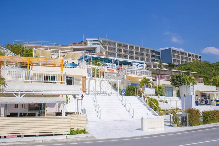 瀬長島ウミカジテラス