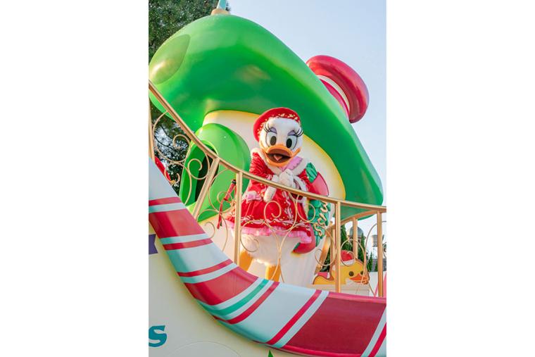 東京ディズニーランド クリスマスストーリーズ コミカルで賑やかなドナルドファミリーのクリスマス