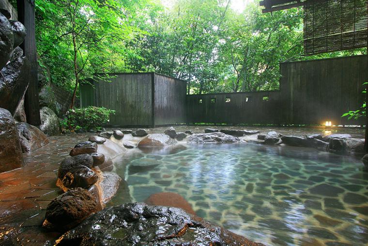 箱根温泉　鶴井の宿　紫雲荘