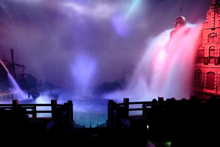 開園当初から人気の「ホライゾンアドベンチャー」。迫力の演出で、累計体験者数は2,000万人超えに