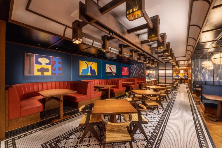 レストラン＆バー HOBARでは、地元の食材を使った四季折々の料理が味わえます