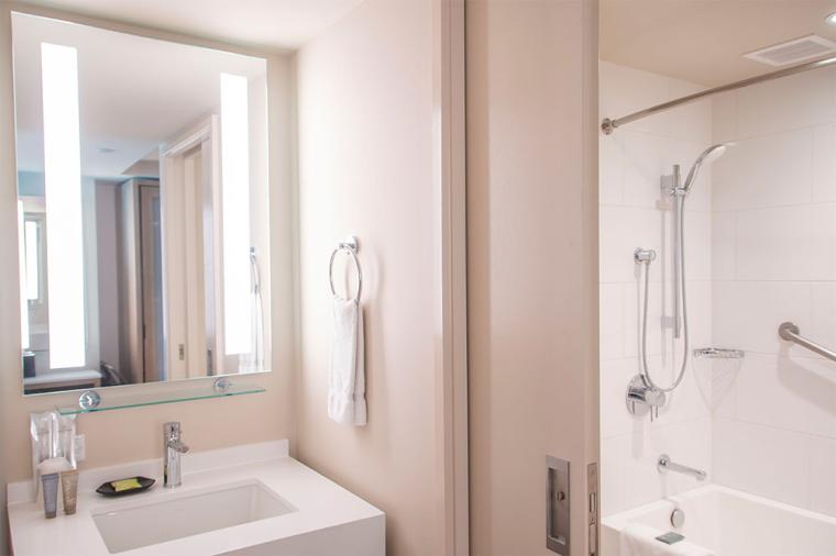 「シェラトン ワイキキ」客室