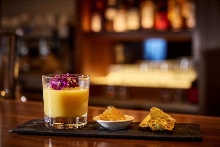 ザ・リッツ・カールトン沖縄　オリジナルシグネチャーカクテル　ヌチグスイ　ロビーラウンジ＆バー