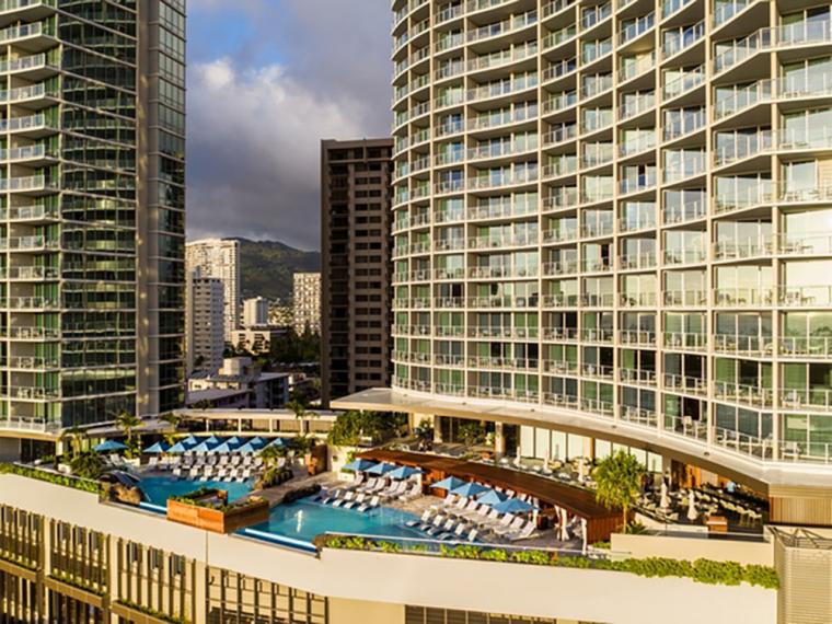 「ザ・リッツ・カールトン・レジデンス、ワイキキビーチ」外観
