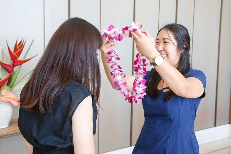 「ザ・リッツ・カールトン・レジデンス、ワイキキビーチ」ウェルカムレイ