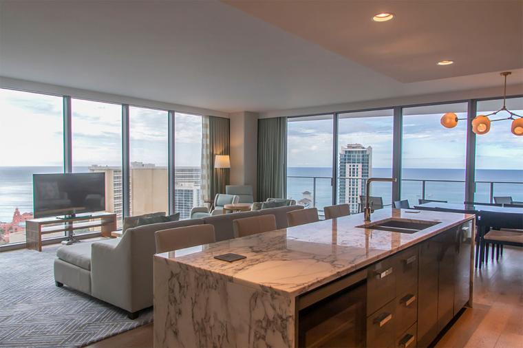 「ザ・リッツ・カールトン・レジデンス、ワイキキビーチ」客室