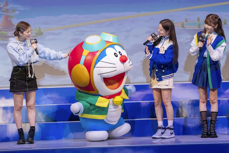 USJ「ドラえもん」NiziU登場オープニング・セレモニー