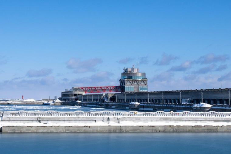 ガリンコ号とオホーツクタワー