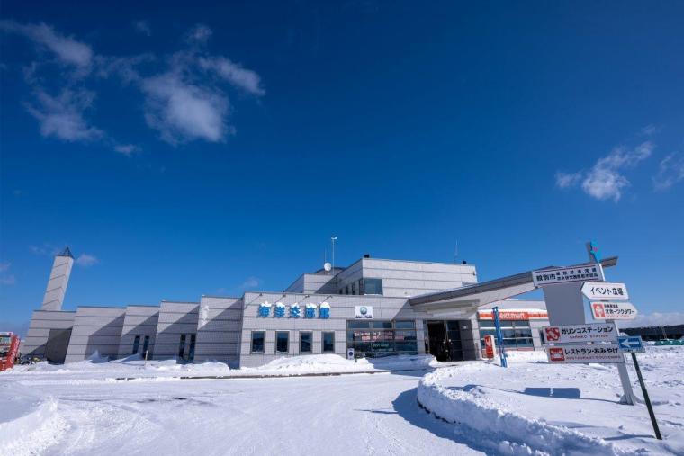 ガリンコ号とオホーツクタワー