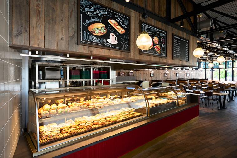 ジブリパーク　カフェ「大陸横断飛行」