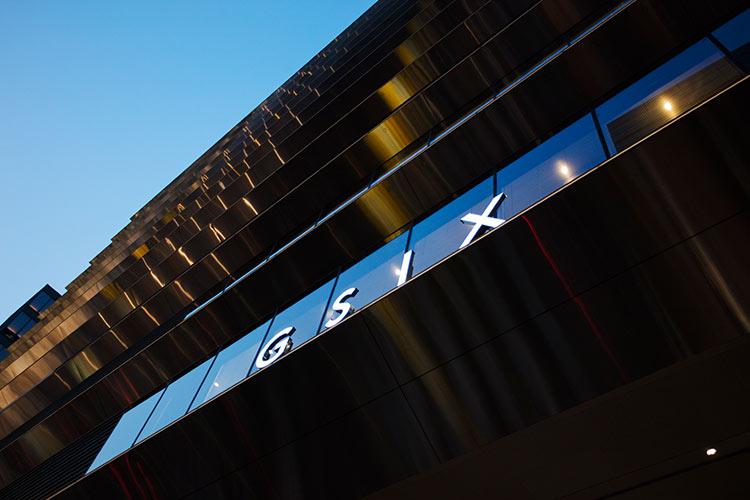 GINZA SIX（ギンザ シックス）