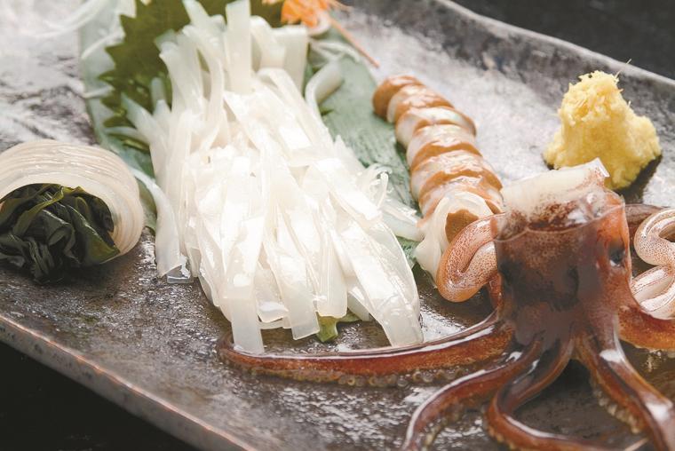 マルカン漁業部 海がき 本店