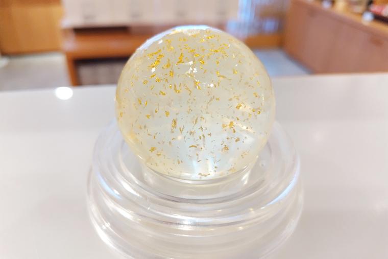 美顔石鹸 ふるふるしゃぼん 金箔（ゴールド）