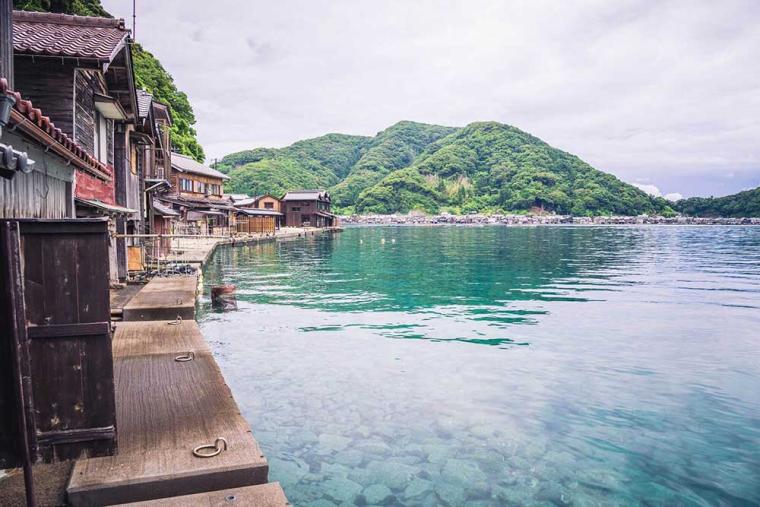 どの角度から見ても絵になる伊根の町並み