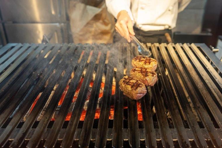 ハングリータイガー 横浜ハンマーヘッド店