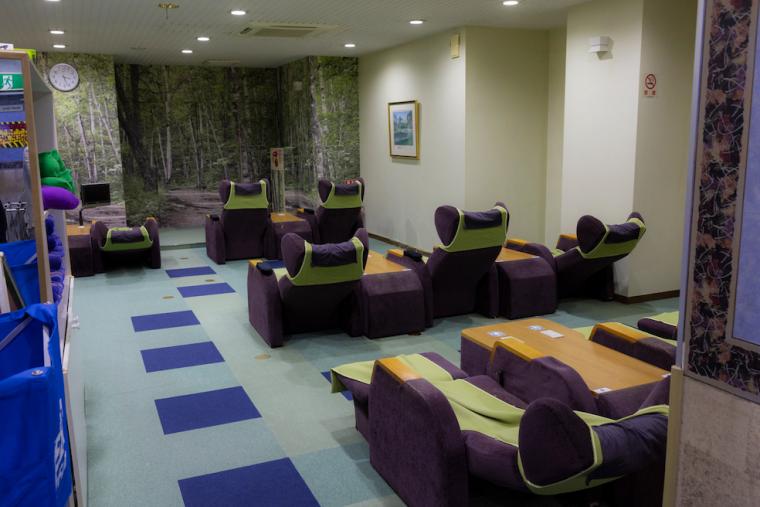 スパ＆カプセル ニューウイング