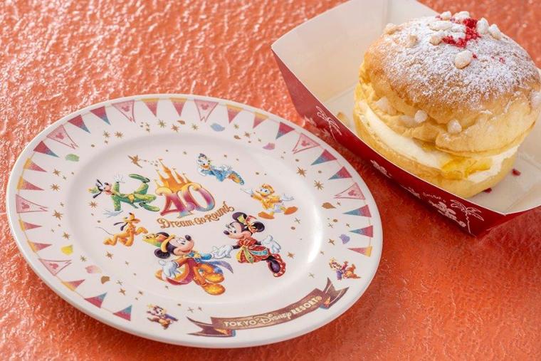 東京ディズニーランド「スウィートハート・カフェ」 東京ディズニーシー「ザンビーニ・ブラザーズ・リストランテ」