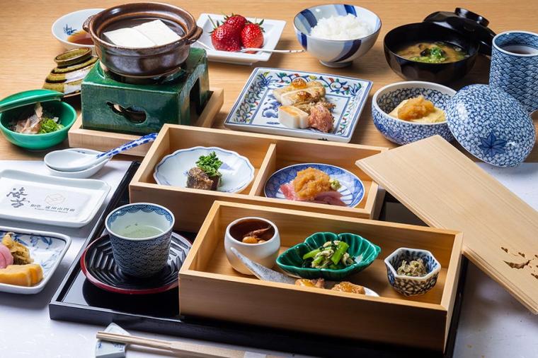 和空 成田山門前