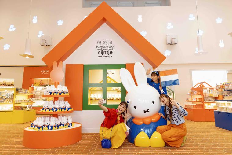 限定グッズも揃えている「ナインチェ」