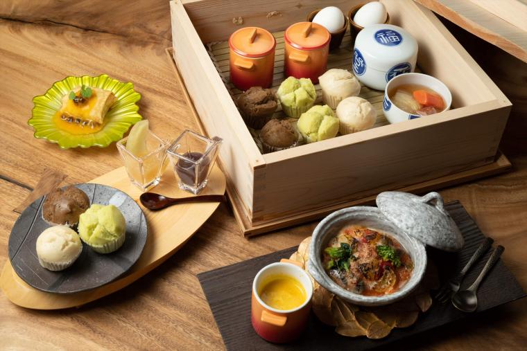 源泉蒸し料理など、地元食材を取り入れた体に優しい自慢の朝食。