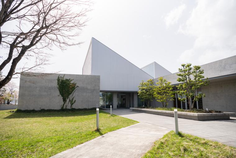 十和田市教育プラザ