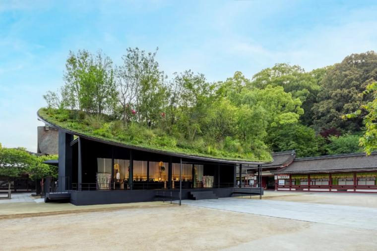 太宰府天満宮外観（藤本壮介作）