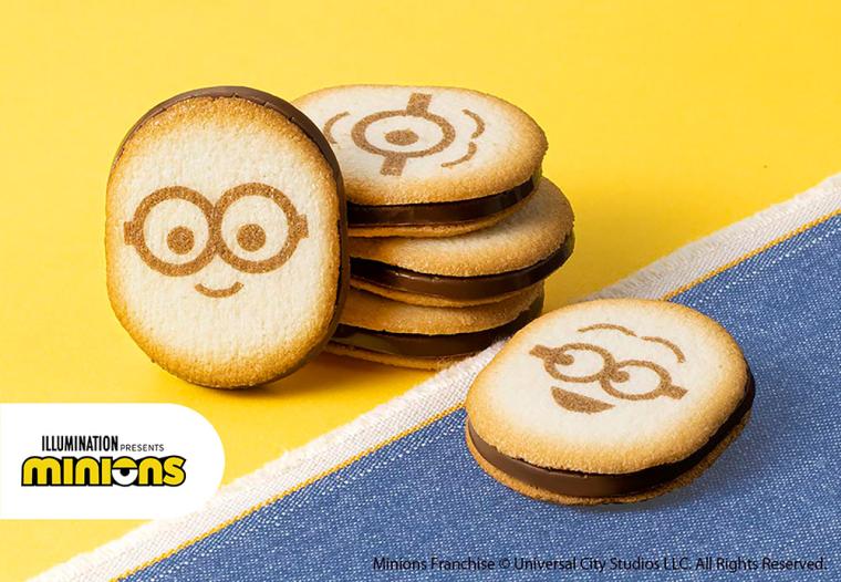 伊丹空港 お土産「ミニオンinカンサイ クッキーサンド チョコバナナ味」