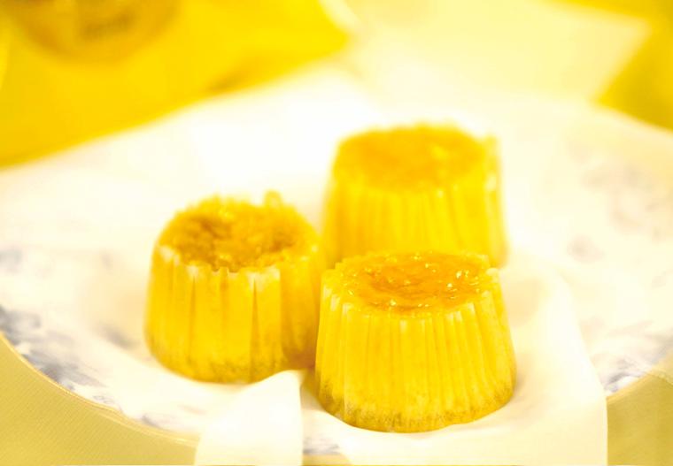 伊丹空港 お土産「大阪半熟カステロふわんとろん」