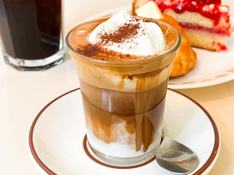 【2023年・韓国最新レポート】汝矣島の「ザ・現代ソウル」と弘大の人気カフェへ(2日目)