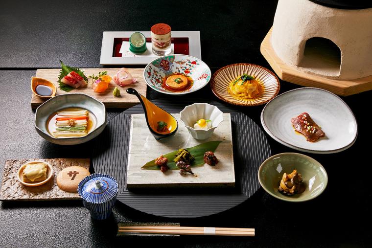 季節ごとにお品書きが変わるサウナ懐石