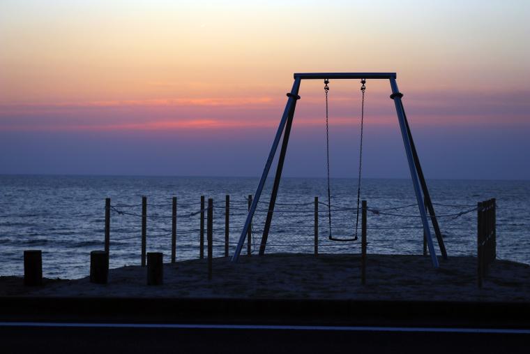 フォトスポットの「出雲・風のブランコ」