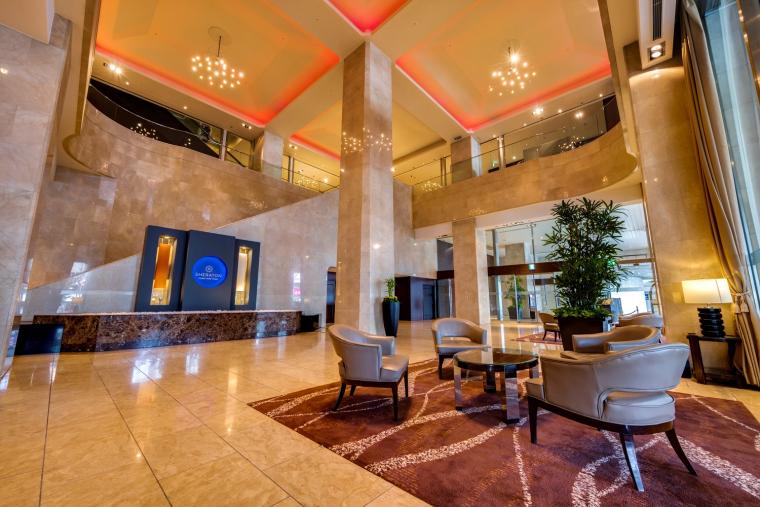 「シェラトン都ホテル」が生きた建築として大阪市より選定