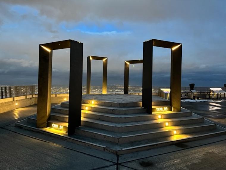 もいわ山山頂　撮影スポット　モニュメント