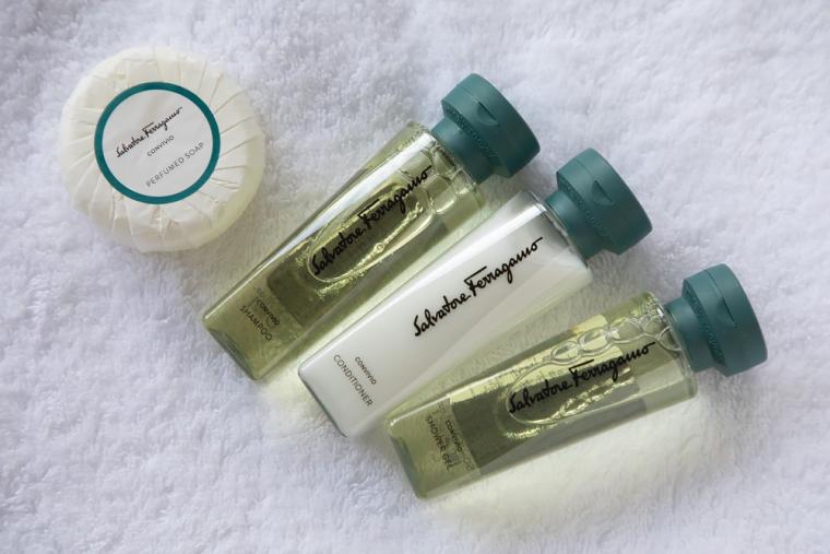 汀邸 遠音近音（みぎわてい をちこち）