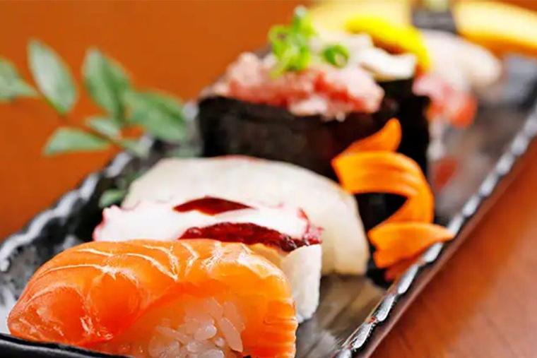 オッサンすし酒場