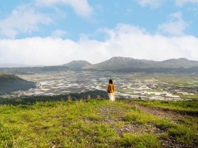 阿蘇山カルデラ俯瞰画像