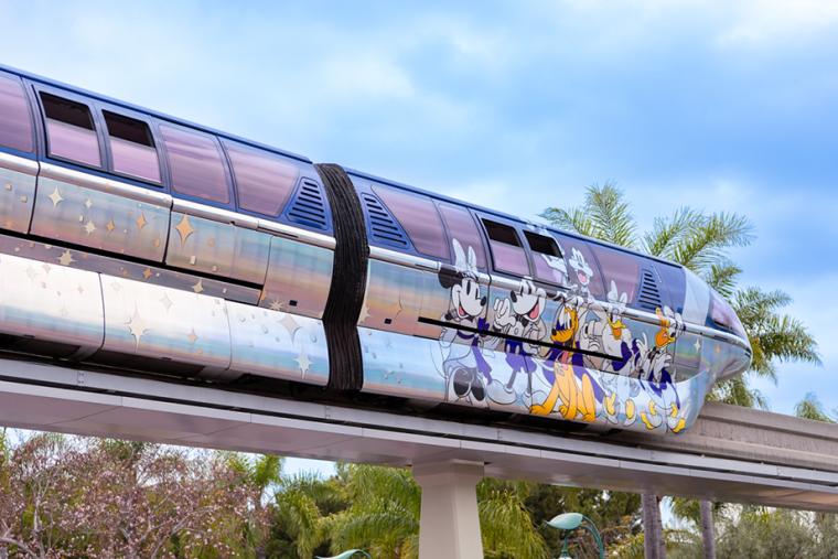 ディズニー100周年