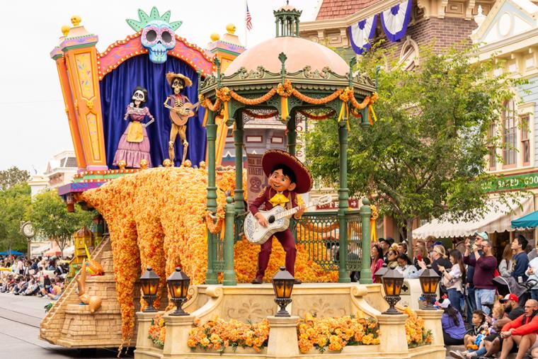 ディズニー100周年