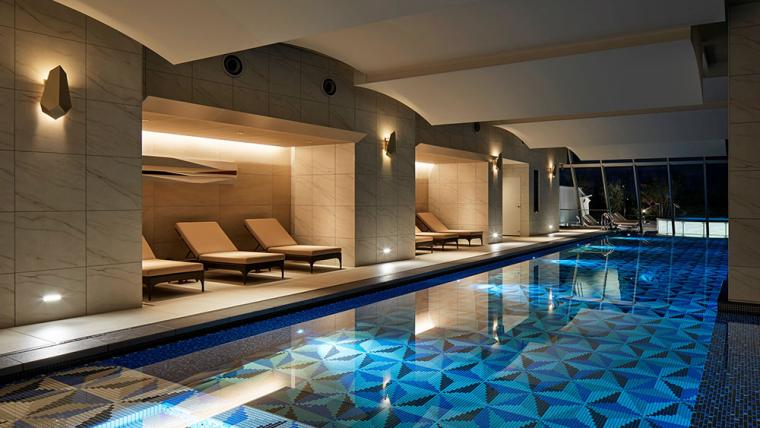 「ザ・カハラ・ホテル＆リゾート 横浜」プール