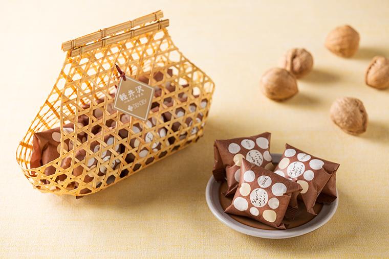 和泉屋 傳兵衛「ころころくるみ」