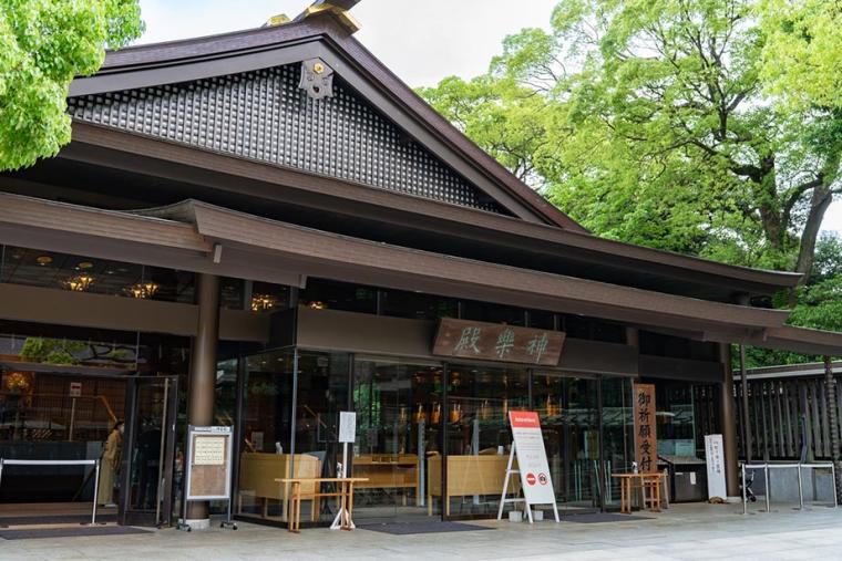 神楽殿（かぐらでん）