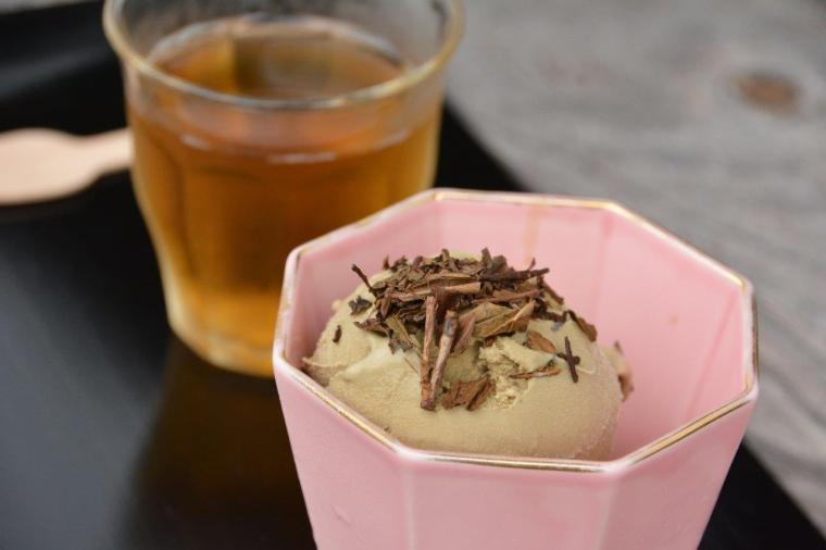 HAPPA STAND（ハッパ　スタンド）