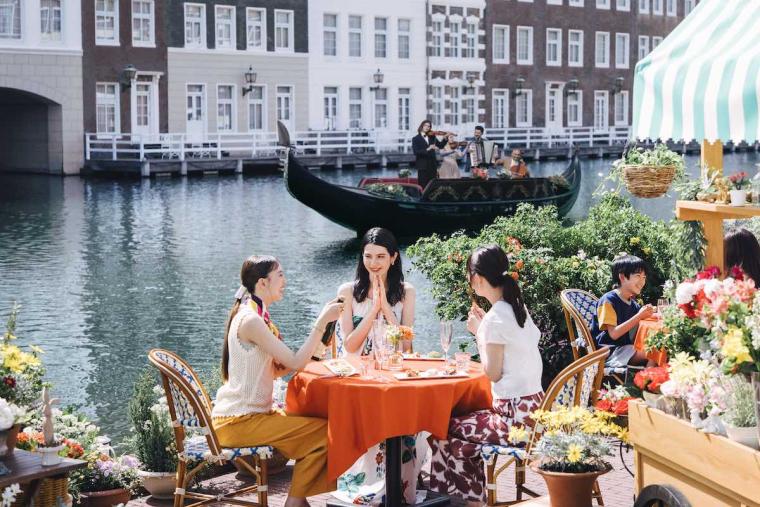 光と運河のサマーフェスティバル　運河テラスバル