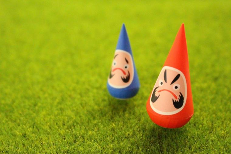 三角だるま（みなと人形本舗）