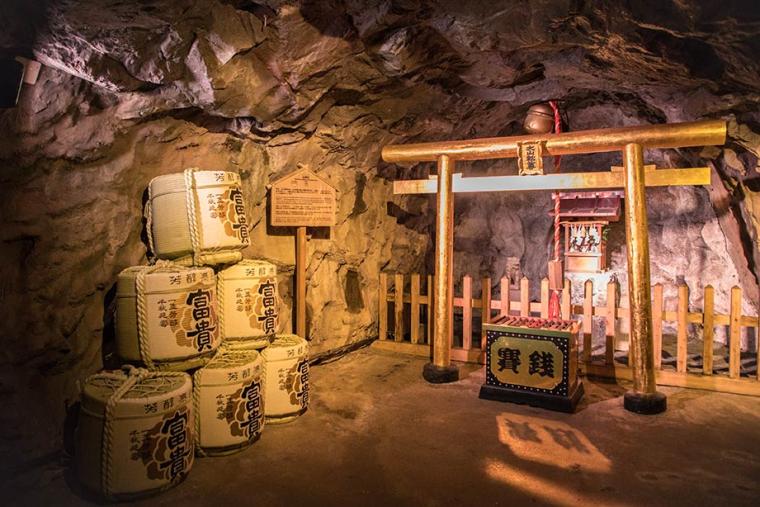 室町時代からの坑道が残る金（きん）のテーマパーク「土肥金山」