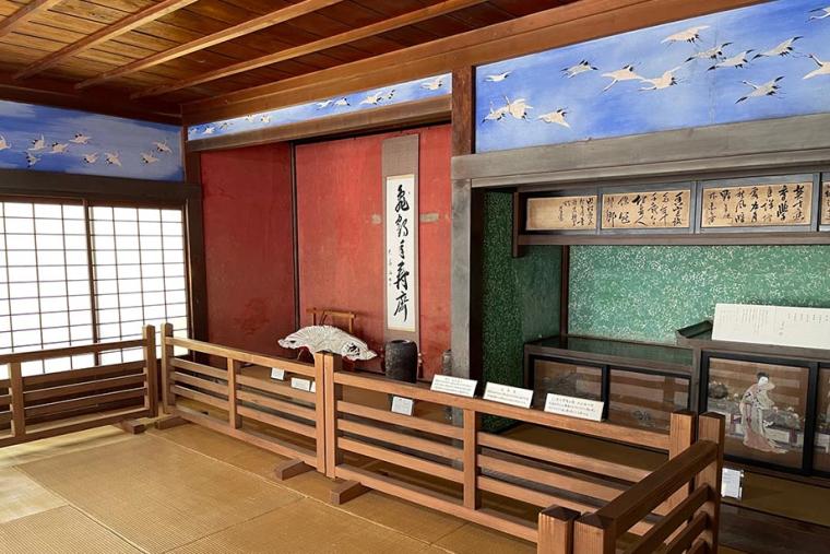 明治の風情を遺す、和洋折衷の建築「岩科学校」