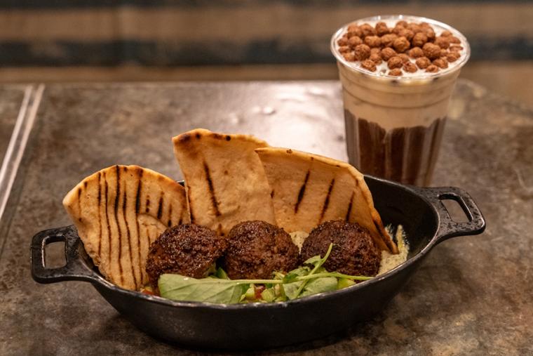 ドッキング・ベイ7・フード＆カーゴ