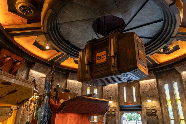 ドッキング・ベイ7・フード＆カーゴ