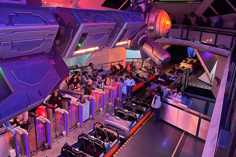 トゥモローランド