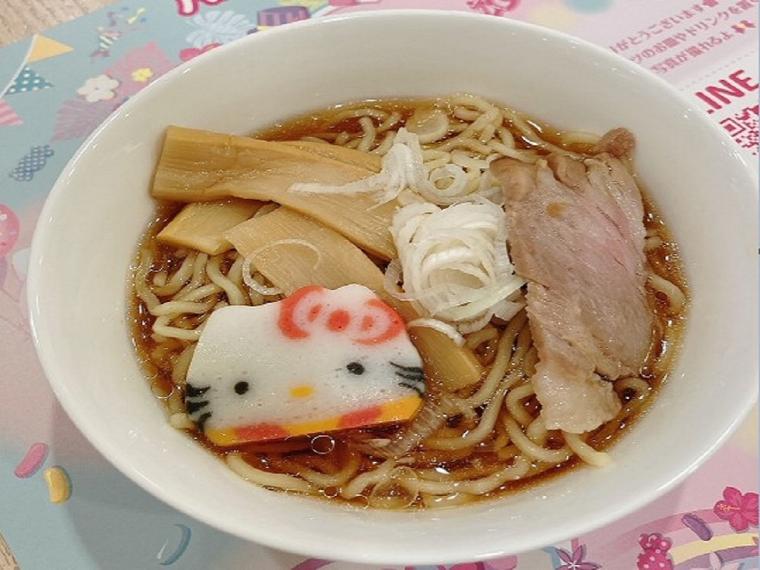 ホテル京王プラザ八王子醤油ラーメン